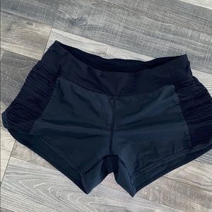 Lulu shorts